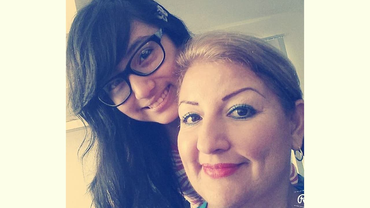 EL jueves 17 de marzo en la tarde, la madre de Adriana Coronado volvió a hablar con los medios desde Houston para suplicar a quienes pudieran tener a su hija que se la regresaran sana y salva.