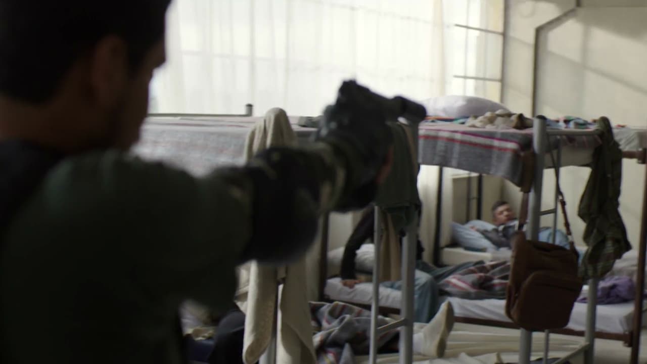 Para mermar la protección que ‘El Chente’ tenía de las autoridades de Ciudad Juárez, ‘El Chapo’ puso en marcha un atroz plan. ‘Los GAFES’ atacaron una casa de rehabilitación y mataron a todos los jóvenes y encargados del lugar. La opinión pública responsabilizó al alcalde de la matanza.