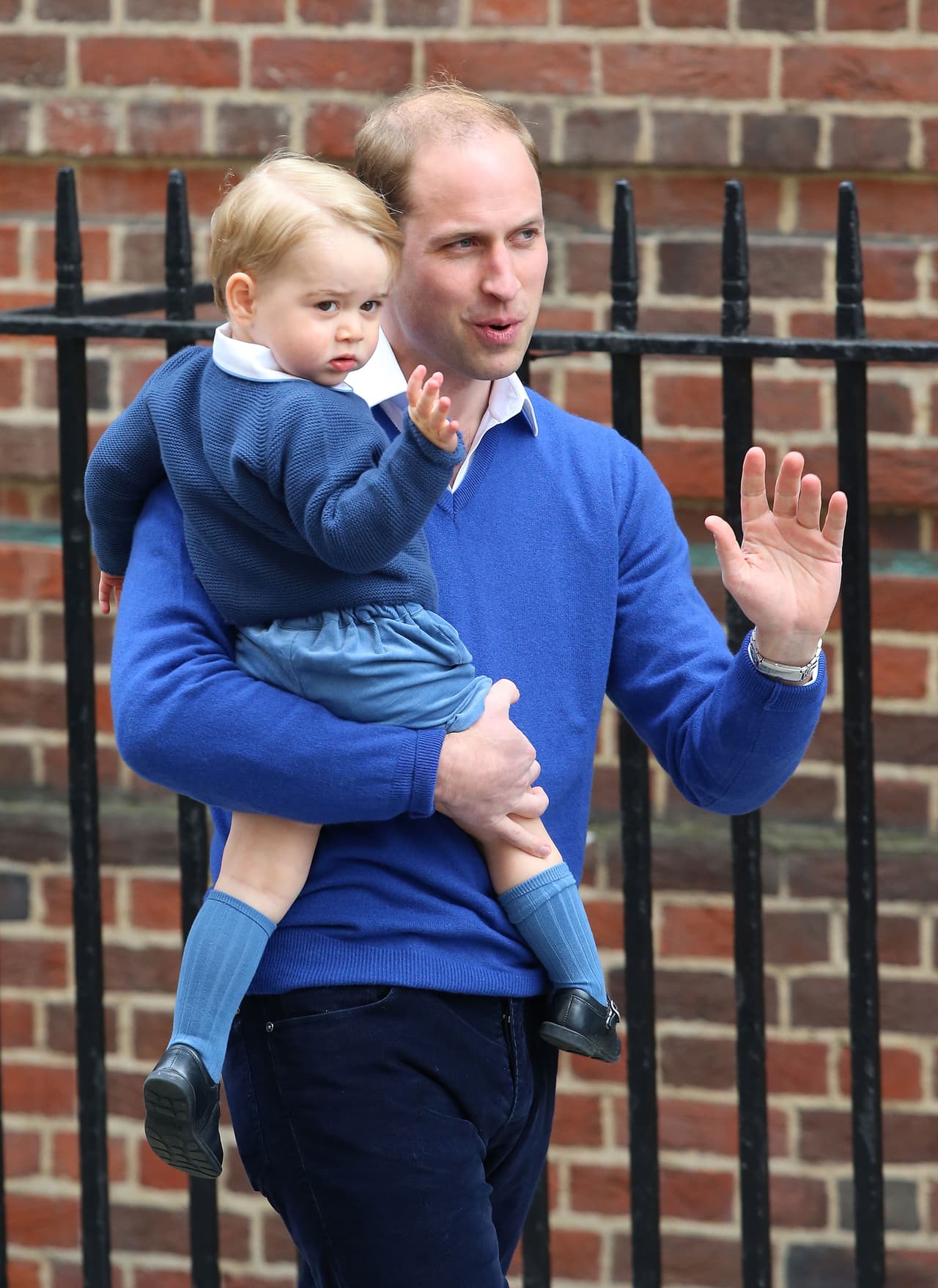 Ellos desean que sus dos hijos estén libres de acoso y vigilancia de los medios, desean que puedan ser felices.