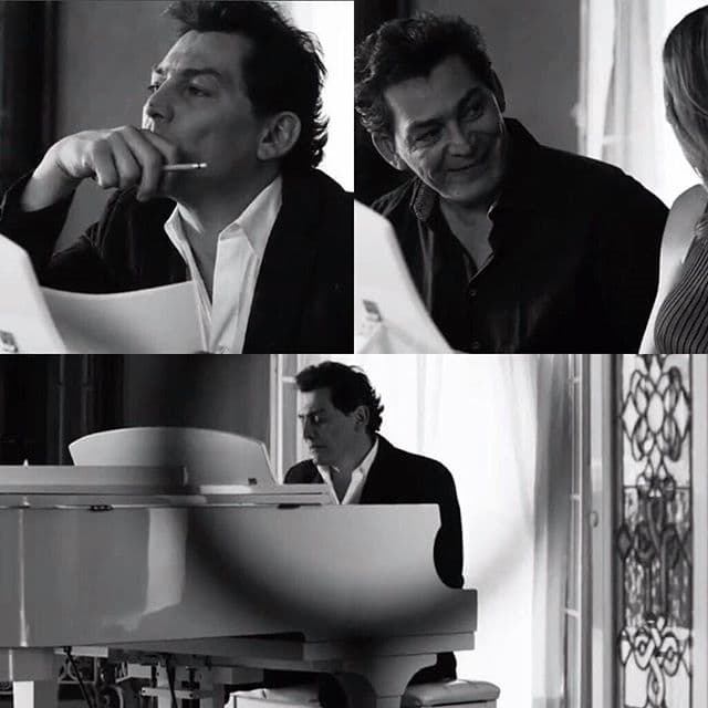 Él inició su carrera artística en 1995 con el lanzamiento del disco "Expulsado del paraíso".