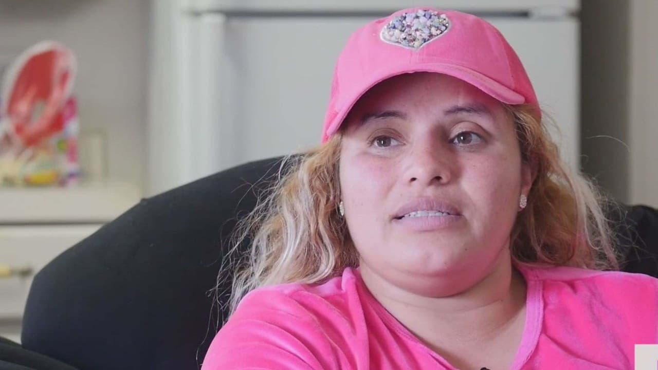 “Yo no abría los ojos”: Latina pierde miles de dólares tras ser estafada por un curandero durante años