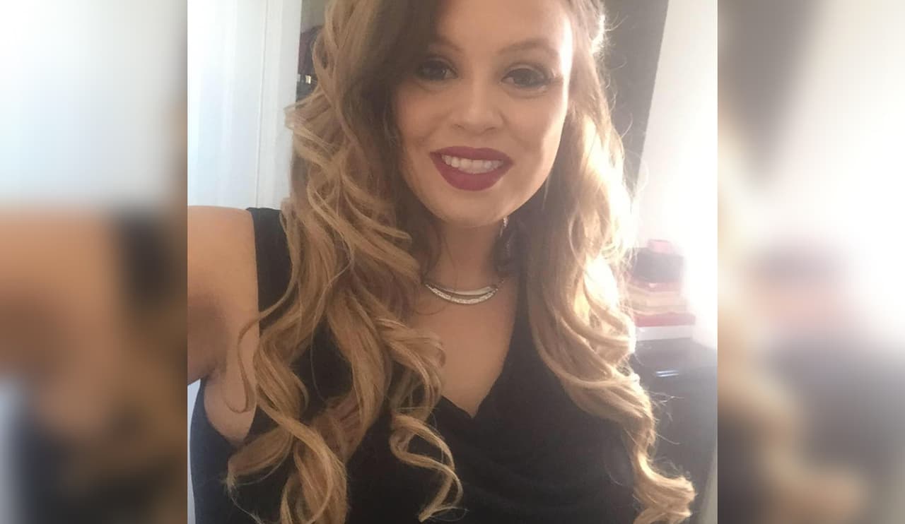 Madre soltera muere protegiendo a niños de un auto descontrolado en una escuela de Texas