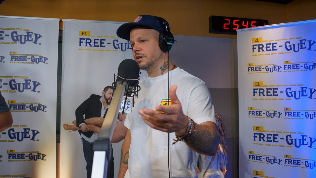 Residente se la pasó a todo dar con El Tambochi y El Compa Ivan.