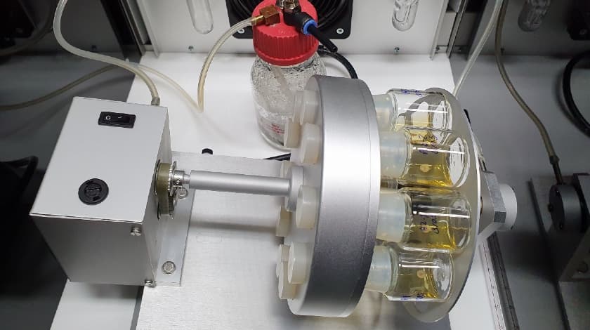 La incubadora de embriones de ratón en el Instituto de Ciencias de Weizmann, el útero artificial.