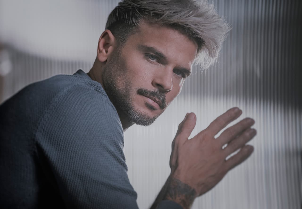 El artista puertorriqueño Pedro Capó lanzó en 2018 el tema 'Calma', que posteriormente tuvo un remix en el que colaboró Farruko.