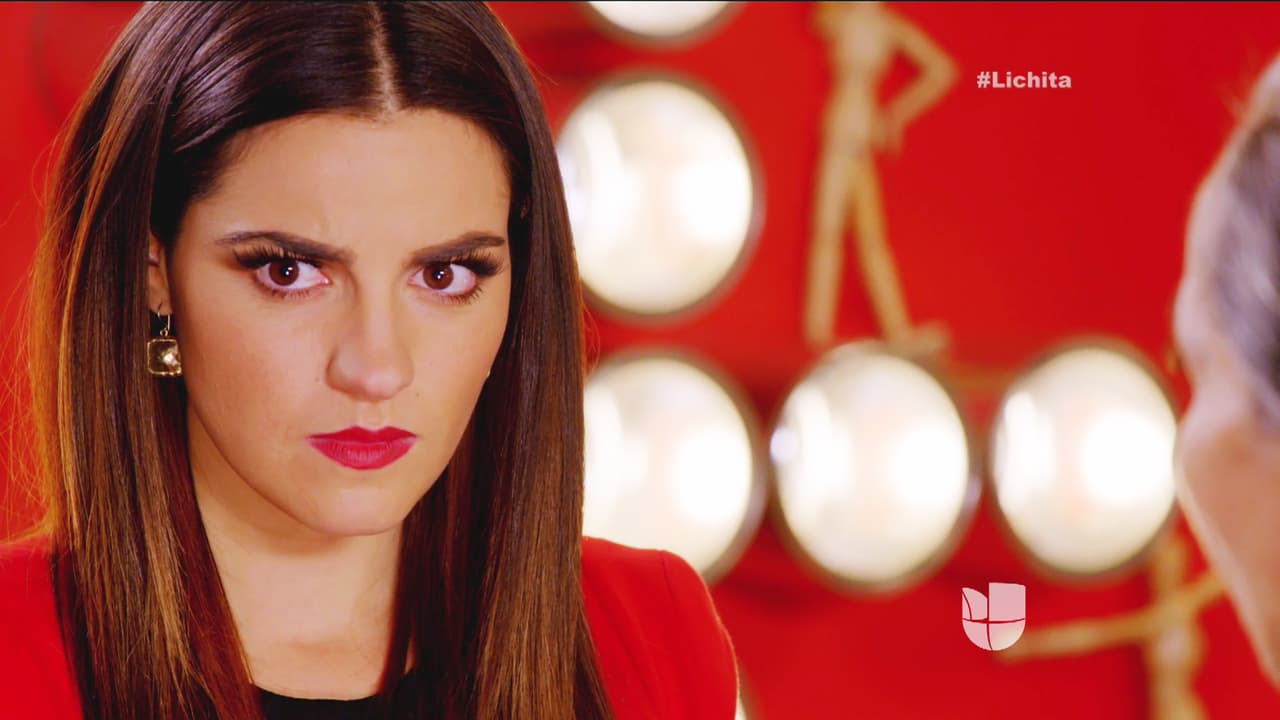 En Antes Muerta Que Lichita, Alicia entró en el corazón de Augusto, quien no puede ocultar el gran encanto que siente por ella.