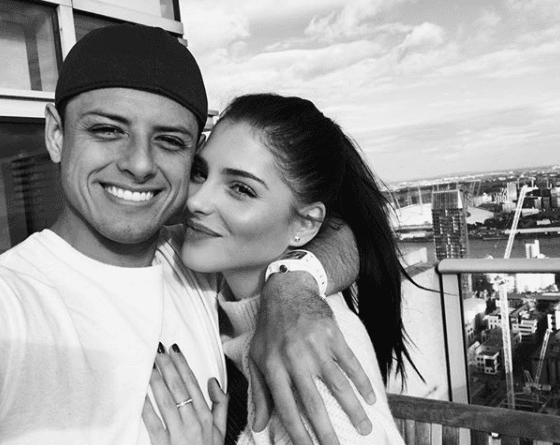 En agosto de 2017 'Chicharito' confirmó su relación con la actriz española Andrea Duro.