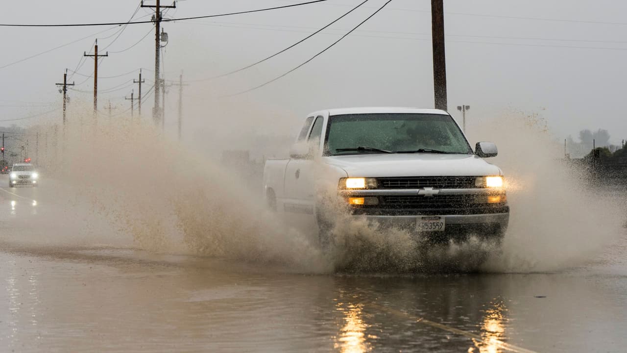 Qué medidas de seguridad debes seguir si tu casa se inundó tras la tormenta