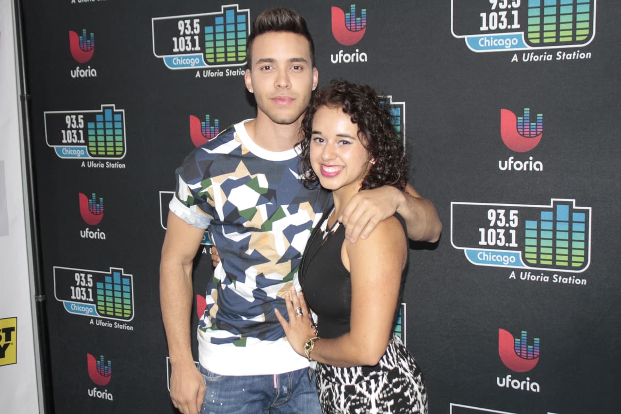 Pero a juzgar por la reacción de la fans se ve que no tiene mucho de que preocuparse.