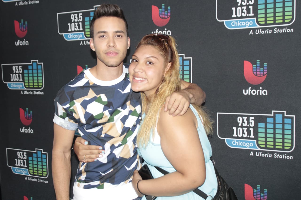 El cantante de 26 años aprovechó el momento para presentar su nuevo disco "Double Vision".