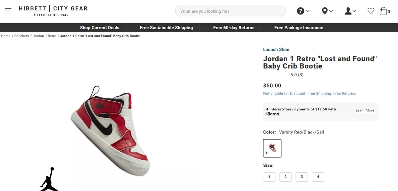 De acuerdo con el sitio web de Hibbett, minorista de artículos deportivos, esos zapatos deportivos tienen un precio de 50 dólares. 
<br>