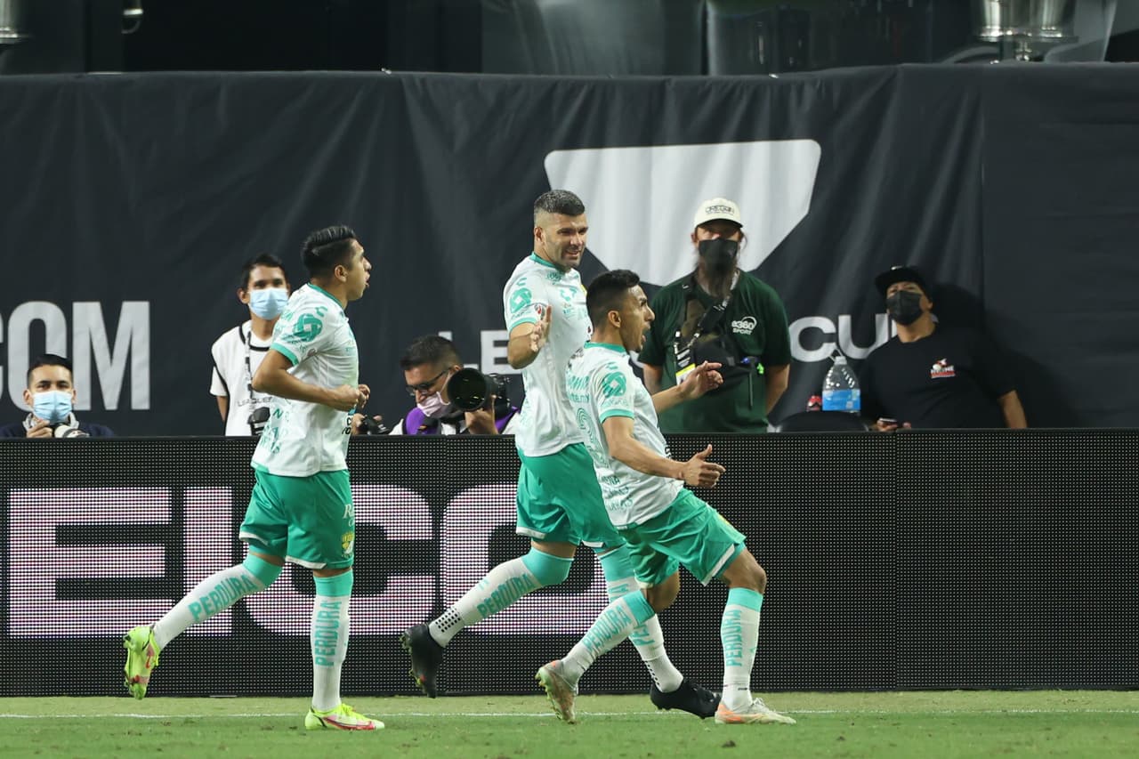 León remontó una desventaja de 1-0 y terminan quedandose con el encuentro 2-3 y se coronan en la Leagues Cup.