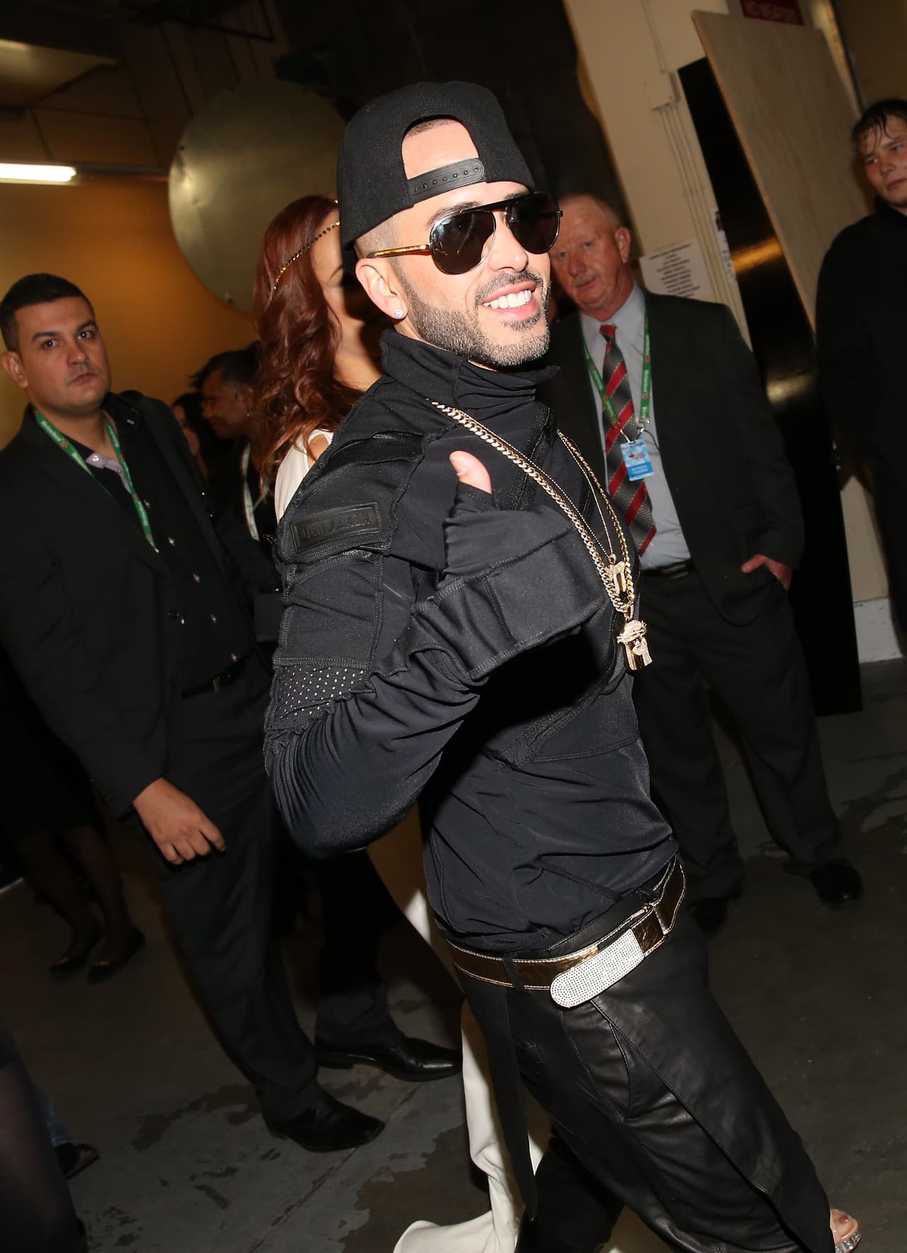 Durante su llegada a la premiación acaparó todas las miradas, esa sería su primer noche y vaya que hizo historia.