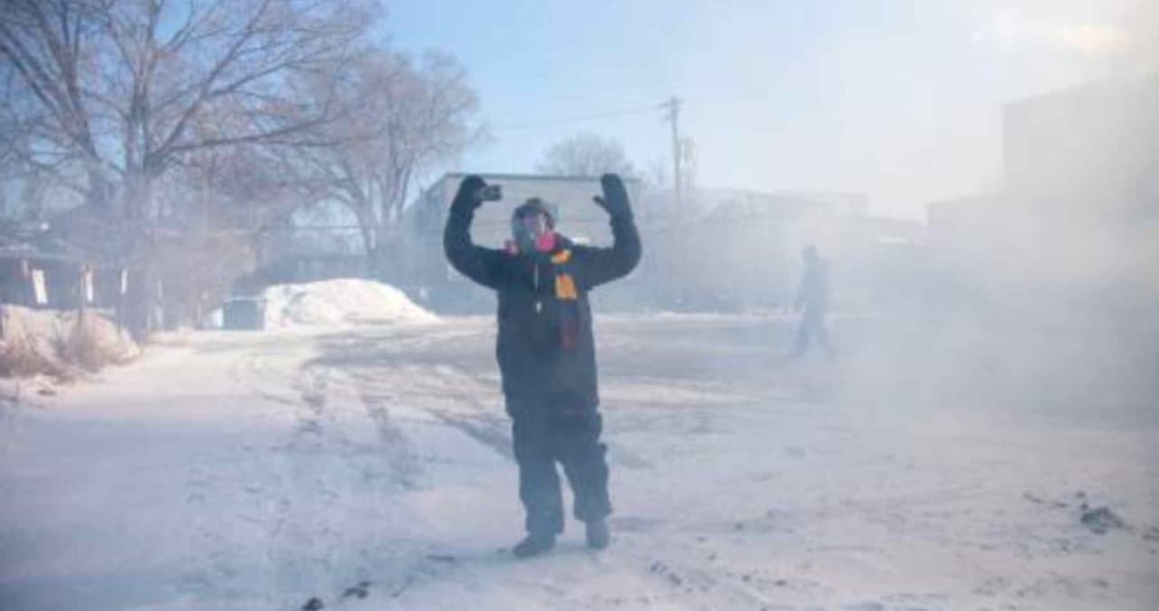 Un enfermero, un agente federal y un asesinato: Las claves del tiroteo en Minneapolis