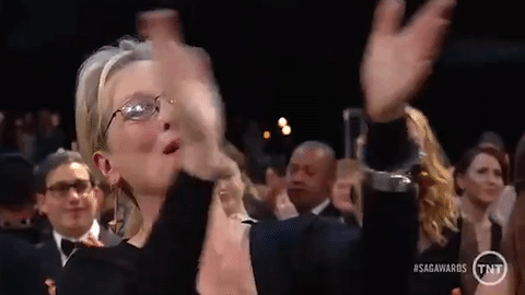 Meryl festejaba un reconocimiento a Debbie Reynolds en la entrega de los Screen Actors Guild 2015 y pronto una imagen la haría la reina de los memes. Ahora le toca un "segundo aire" con más bromas.