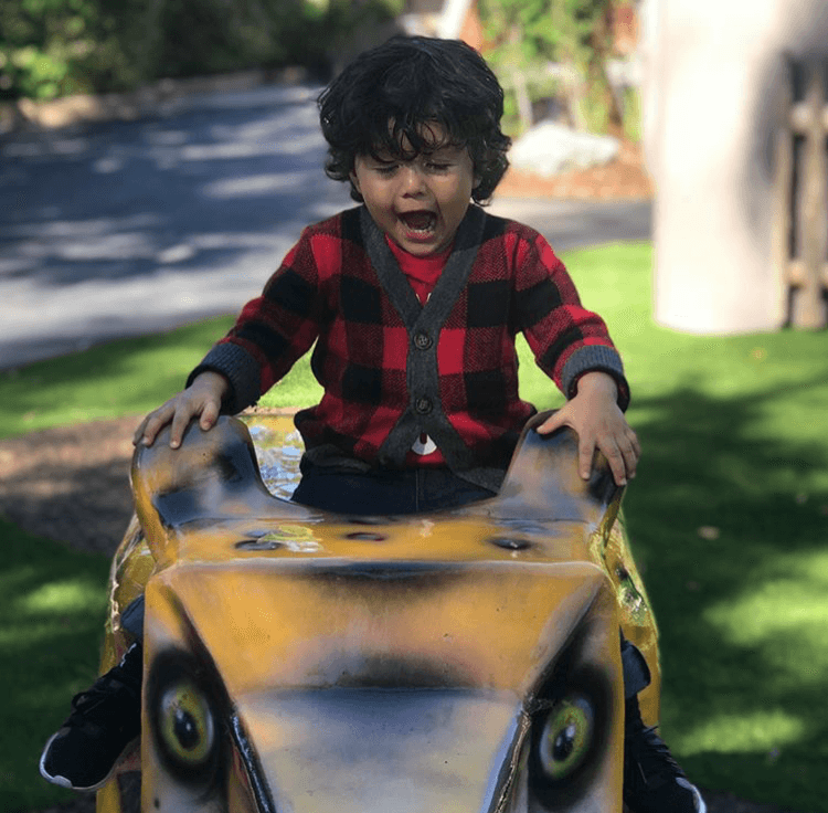 "¡Qué manera de reírse", escribió Orlando. Realmente Joshua se veía muy feliz.