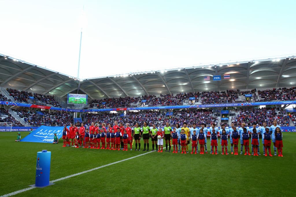 En fotos: Estados Unidos sin compasión de Tailandia y le pone una goliza