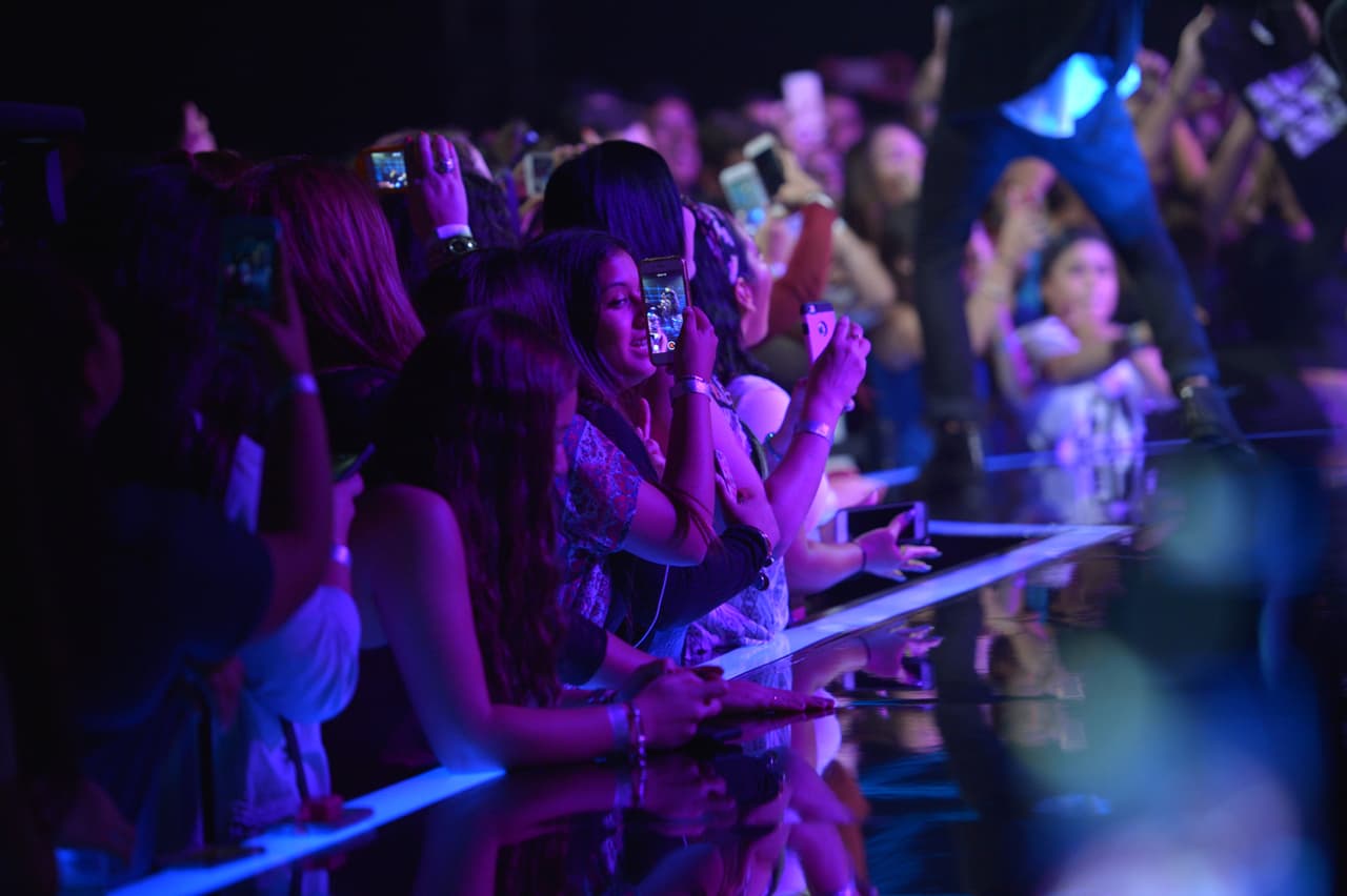 We all love CNCO! Eric, Zabdiel, Christopher, Joel y Richard cantaron sus éxitos "Tan fácil" y "Quisiera", si te perdiste la presentación
<a href="http://www.univision.com/shows/la-banda/cnco-regreso-a-la-banda-y-canto-tan-facil-y-quisiera-video" target="_blank"><b>aquí </b></a>la puedes ver una y otra vez.