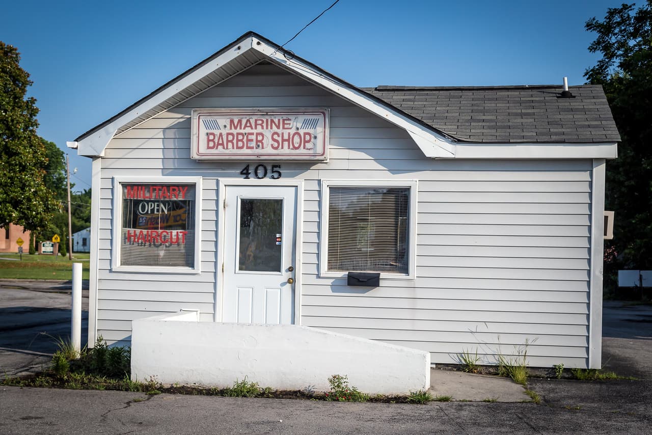 <h3 class="cms-H3-H3">3. Jacksonville, Carolina del Norte</h3>
<br>
<br>👟
<b>Media de edad: </b>26.5 años.
<br>
<br>👟
<b> Población que asiste a la universidad: </b>8.0%
<br>
<br>👟
<b>Población menor de 18 años: </b>31.4%
<br>
<br>👟
<b>Población mayor de 65 años: </b>11.4%
<br>
<br>👟
<b>Población: </b>198,377 habitantes.
<br>
<br>