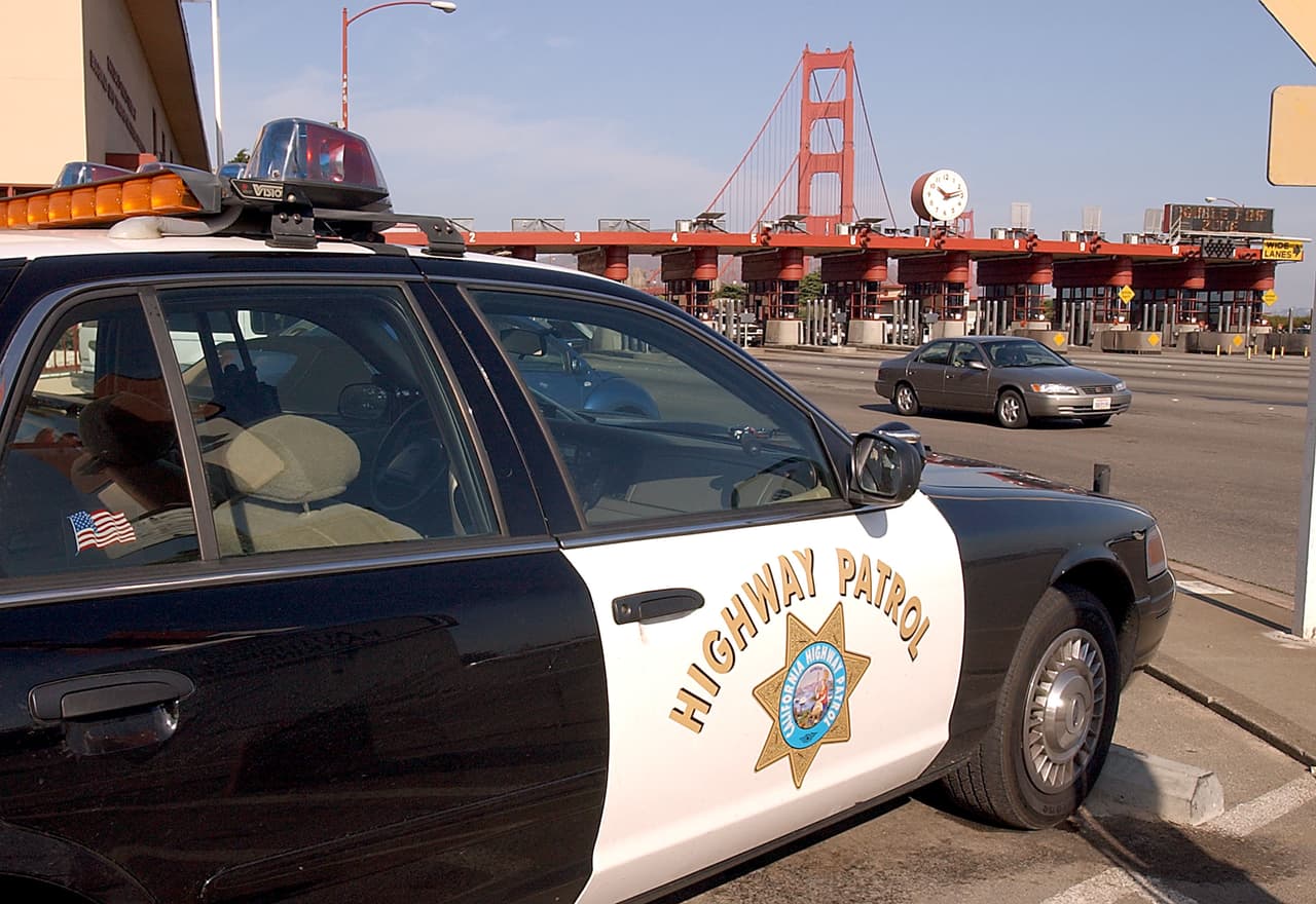 Agente de Patrulla de Carreteras de California enfrenta cargos por posesión de pornografía infantil