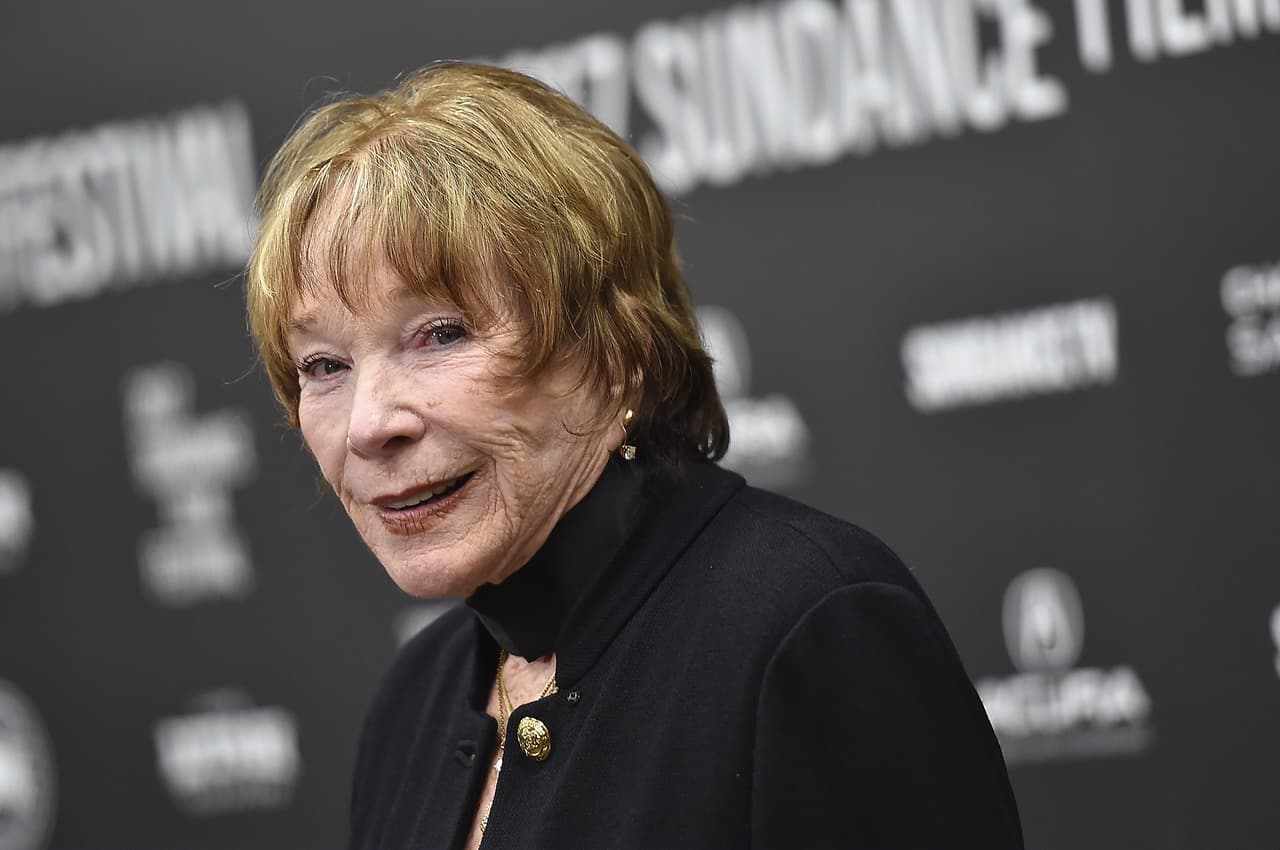 En el 1983, Shirley MacLaine ganó el Oscar a la mejor actriz por 'Terms of Endearment'. Este año, va como presentadora.