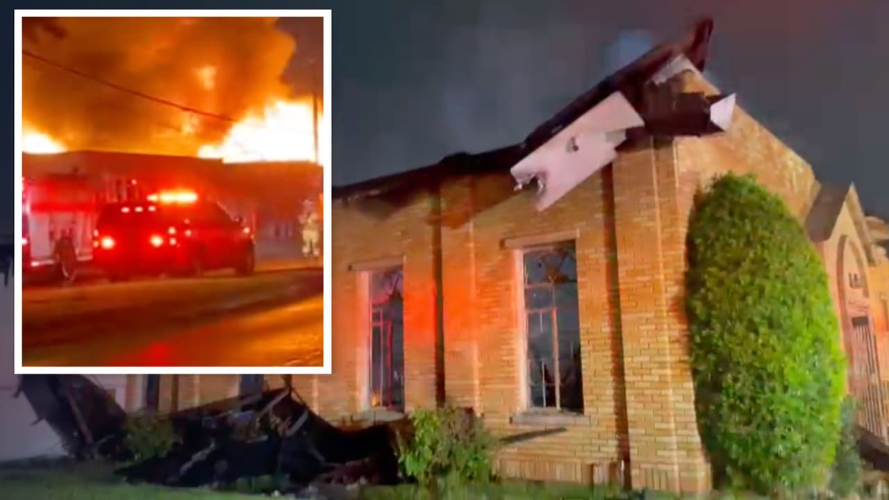 Departamento de Bomberos de Houston lucha por mitigar las llamas en una iglesia al norte de la ciudad