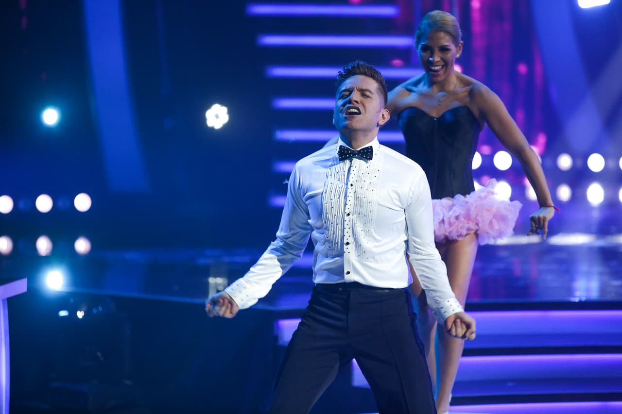 Aunque él se la pasó bien, los jueces no estaban tan seguros de haber disfrutado lo que vieron en la pista.