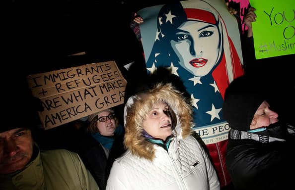 Políticos y religiosos de Chicago manifiestan su rechazo a la orden ejecutiva de Donald Trump sobre refugiados