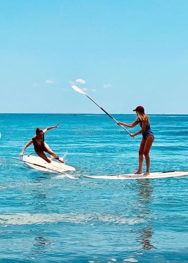 Finalmente, la intérprete de 'No me acuerdo' cayó al agua y así lo compartió con sus seguidores en Instagram.