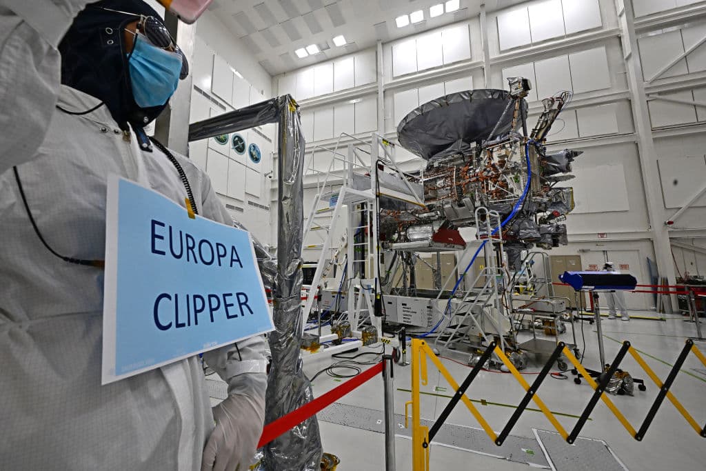 La sonda espacial Europa Clipper tardará 6 años aproximadamente en llegar a su destino.