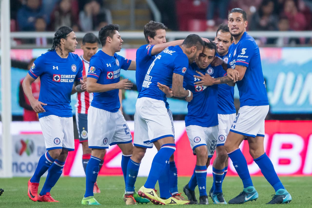 GOLAZO de Rafael Baca al minuto 78. El mexicano condujo el balón por varios metros para definir con un disparo de fuera del área.