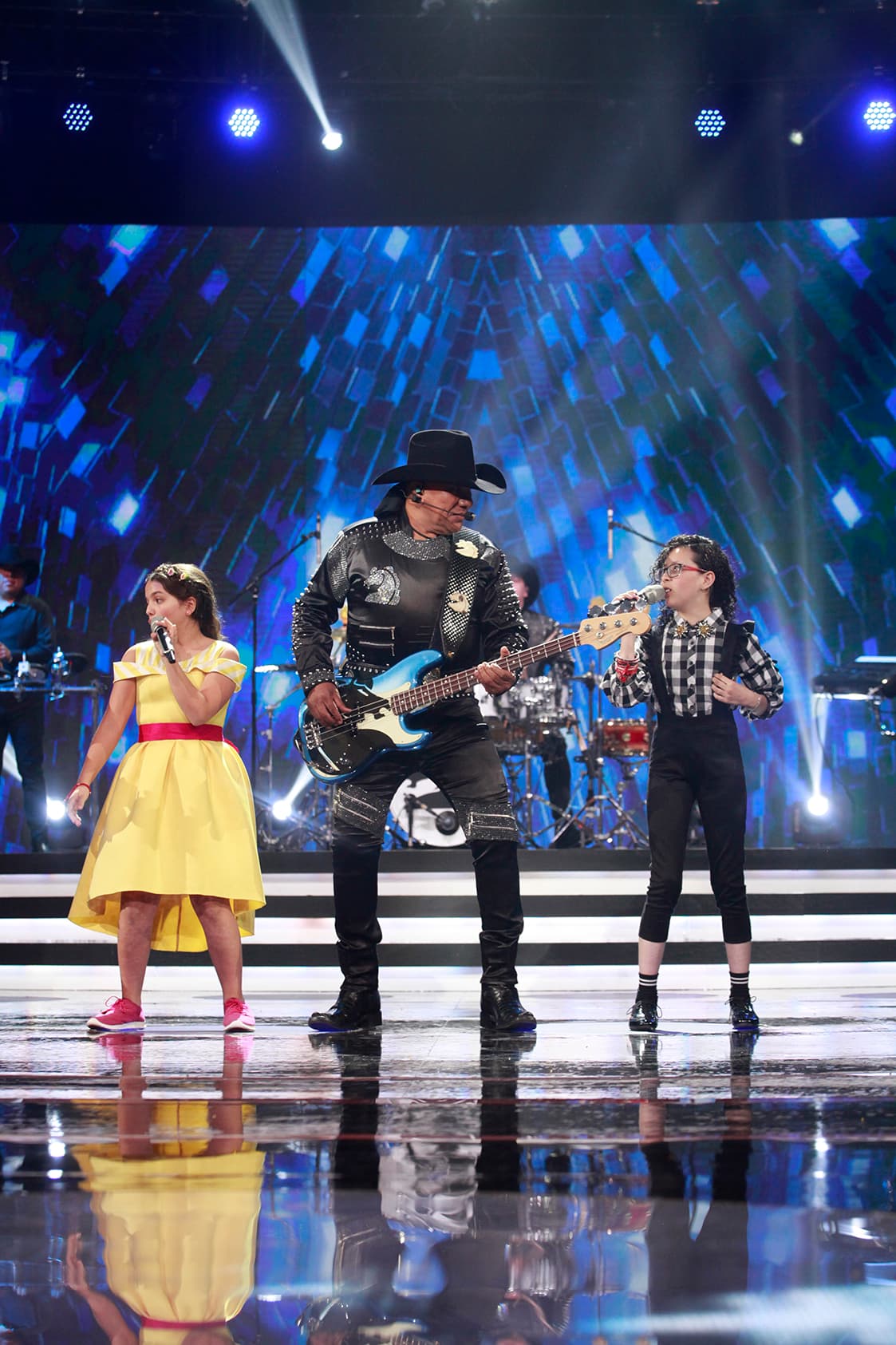 El pasado 7 de abril, Lupe Esparza se presentó en Pequeños Gigantes con la nueva generación de músicos que conforman la banda, incluidos sus hijos y el hijo de Ramiro Delgado.