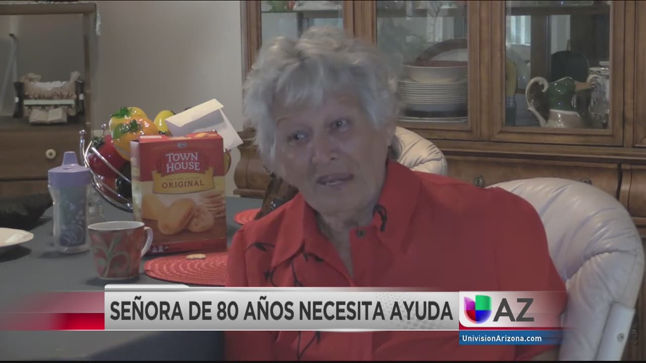 Anciana de 80 años de edad abandonada por sus nietas