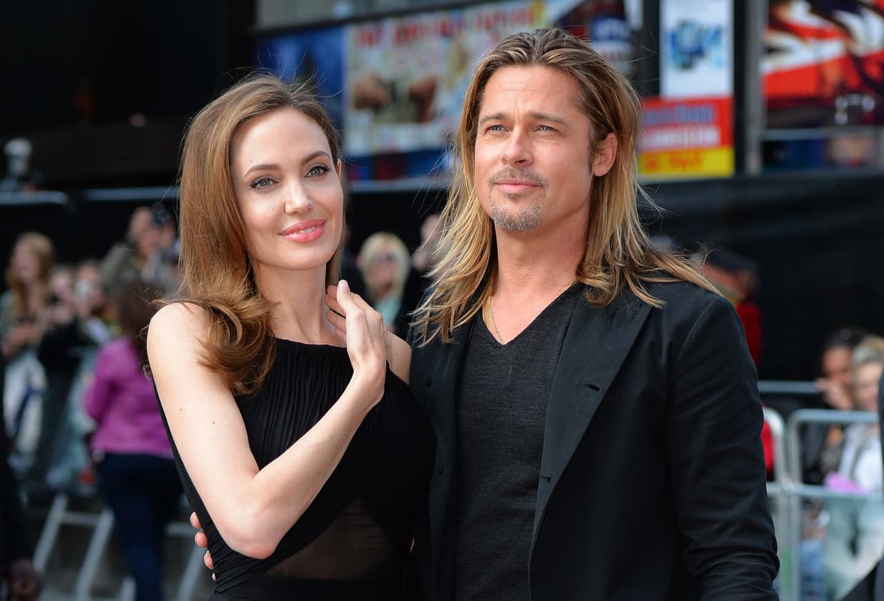 Brad Pitt no ha ocultado la tristeza que le produjo separarse de Angelina Jolie y de sus seis hijos. El actor y productor regresó a la soltería a los 53 años.