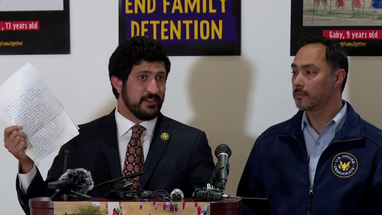 Denuncian que ICE irrumpe a casa para detener a una familia en Austin