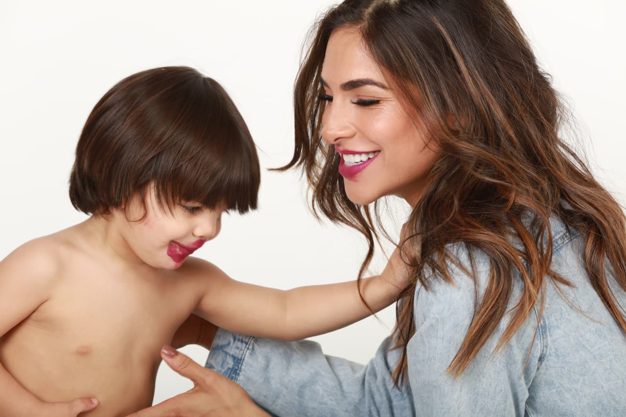 "A él le fascina ir al parque, entonces siempre trato de hacer cosas que yo sé que le van a agradar", nos contó Alejandra.