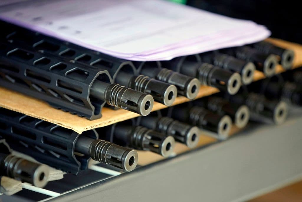 Un juez en Boulder frenó prohibición de rifles de asalto días antes de la masacre con un AR-15