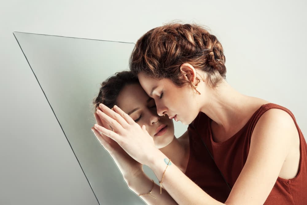 Tendrás la oportunidad de reflexionar y meditar y escoger lo que realmente te conviene. Te asombrarás, sobre todo los primeros días de mayo, cuando te des cuenta que esa persona que has ignorado es la que realmente te conviene.
<br>