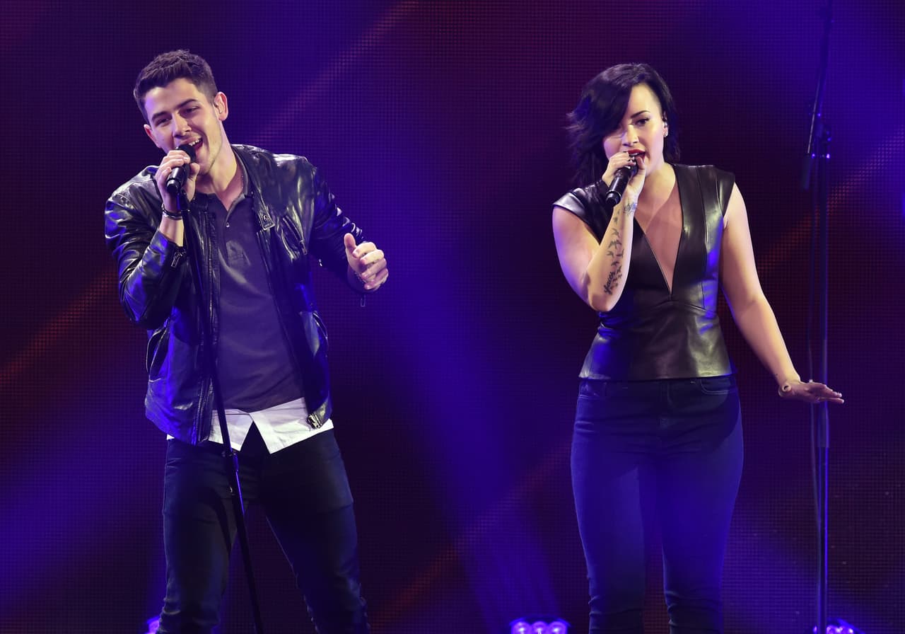 Demi Lovato sustituye a Adam Lambert por Nick Jonas en su gira