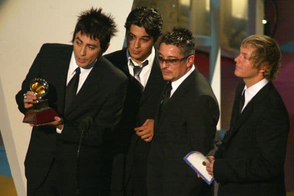 La Ley era todo un fenómeno del rock, en el 2002 y en el 2004 ganaron como Mejor Álbum Rock del Año.