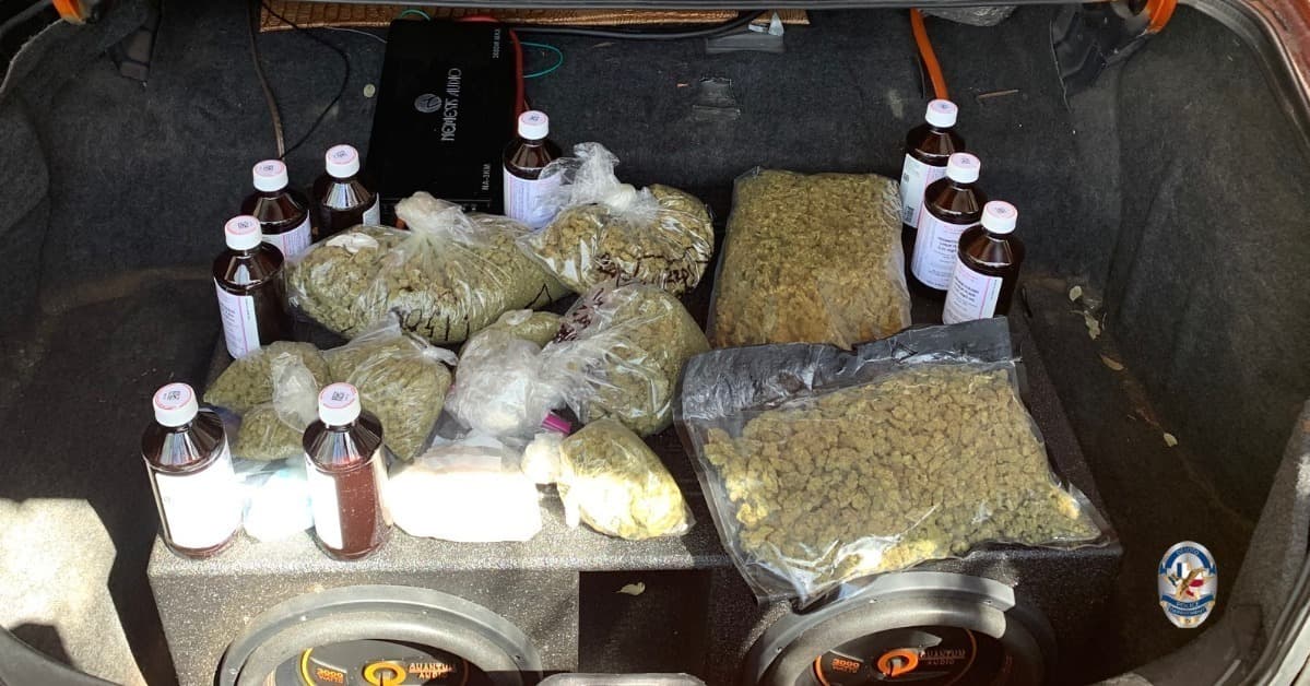 Autoridades dijeron que el fentanilo es una droga sintética que es 50 veces más potente que la heroína y 100 veces más fuerte que la morfina. Incluso más fuerte que las drogas usadas por personas con enfermedades terminales dolorosas como el cáncer.
<br>
<br>