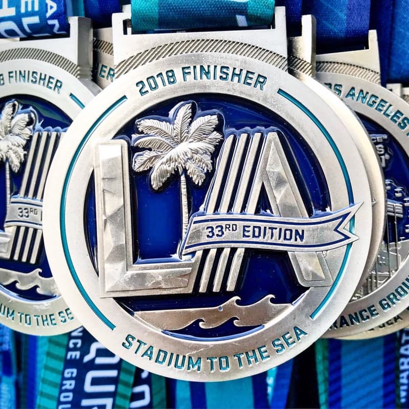 La medalla que se llevaron cada uno de los que llegaron a la meta.