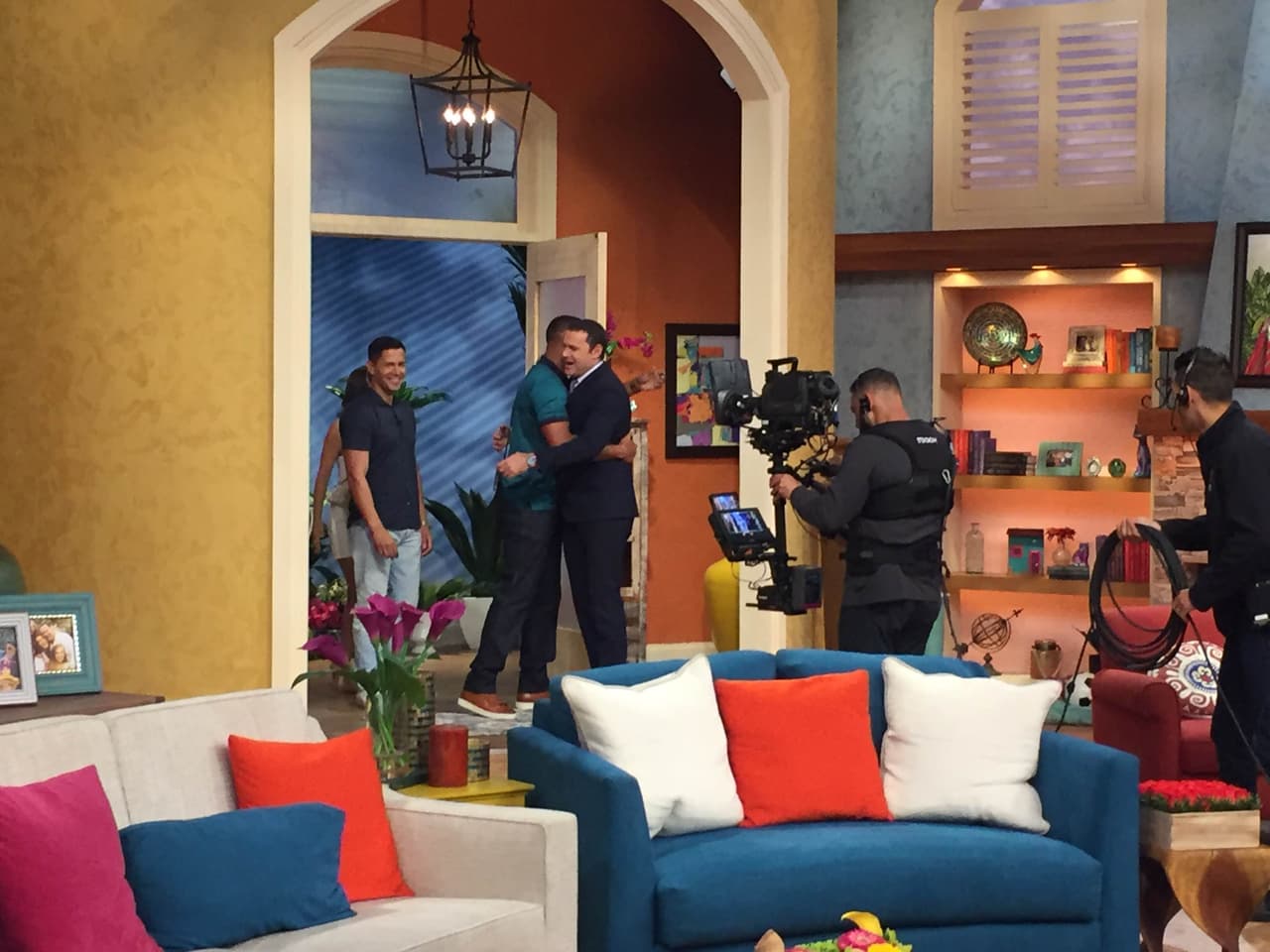 Alan Tacher le dio un cálido recibimiento a nuestro invitados.