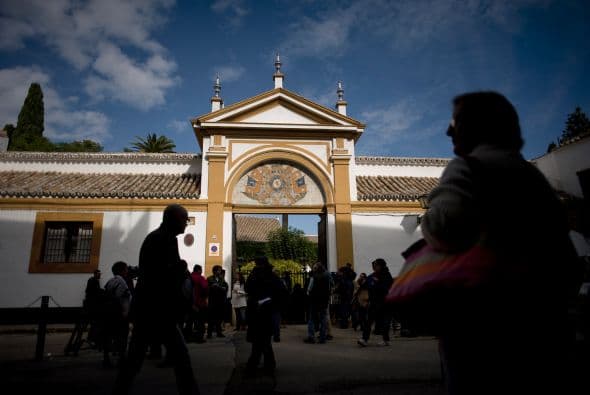 Los reportes no son alentadores. Las últimas horas su condición ha empeorado. Según fuentes cercanas a la familia real Cayetana no es consciente desde anoche.