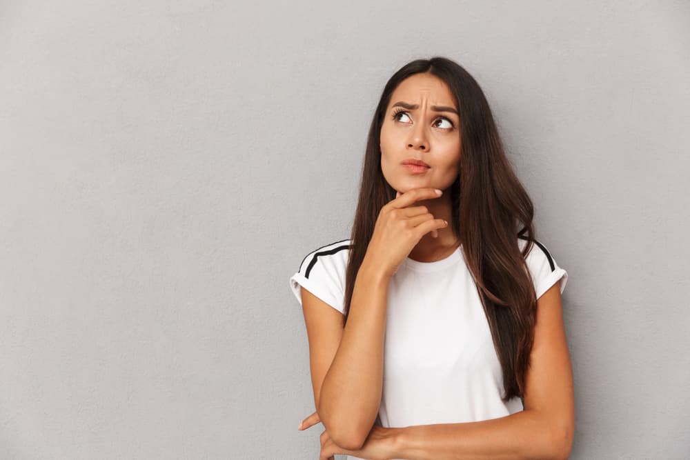 También son muy cautos cuando expresan un sentimiento para no crear problemas dentro de sí mismos y con los demás. Es una luna de precaución.
<br>