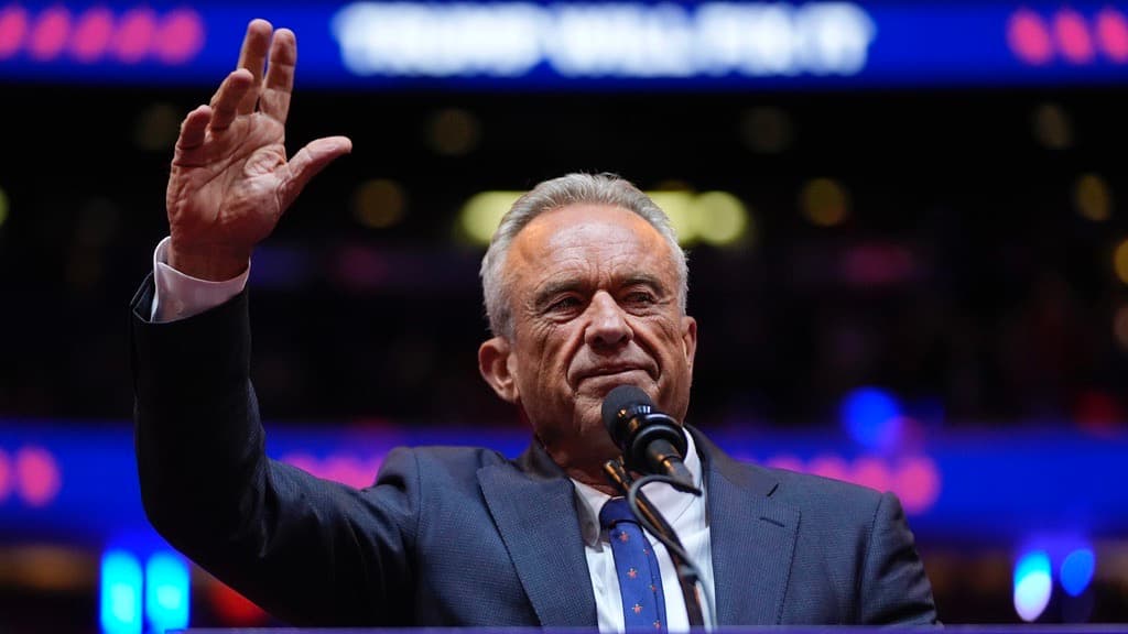 Qué significa para EEUU la posibilidad de que Robert Kennedy Jr esté a cargo de la salud pública