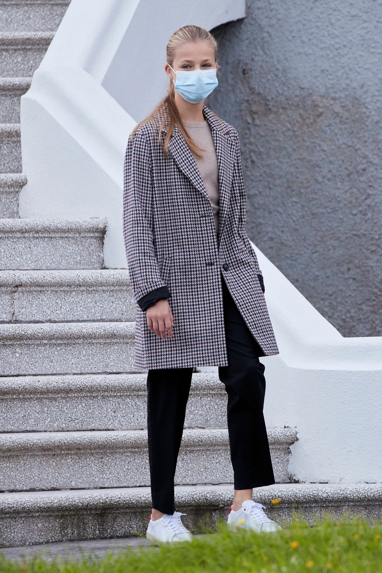 De acuerdo con un comunicado enviado por la Casa del Rey, el curso tendrá un costo de 92,700 dólares, cantidad que será cubierta por los reyes.