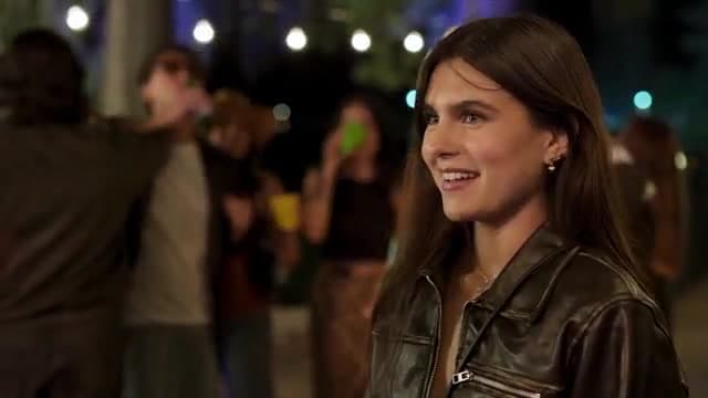 Rebeca se entrega a Alonso y descubre su embarazo