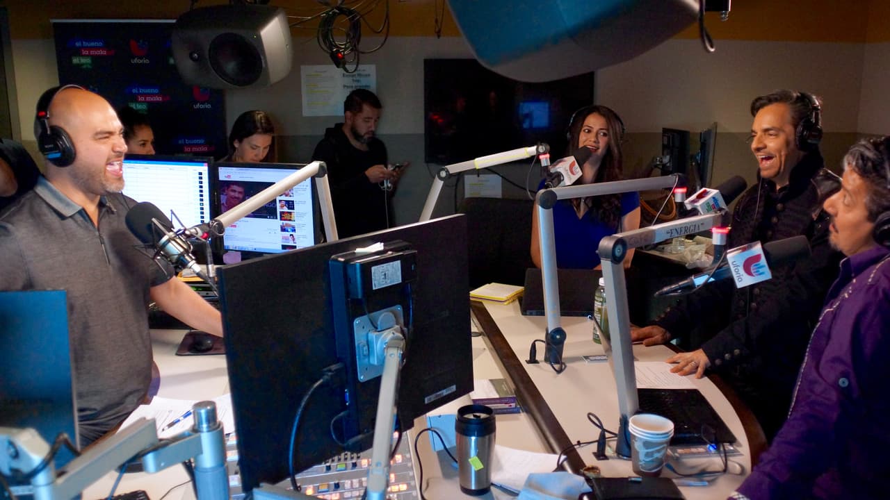 El mexicano Eugenio Derbez nos contó detalles acerca de su nueva película 'How to be a latin lover'.