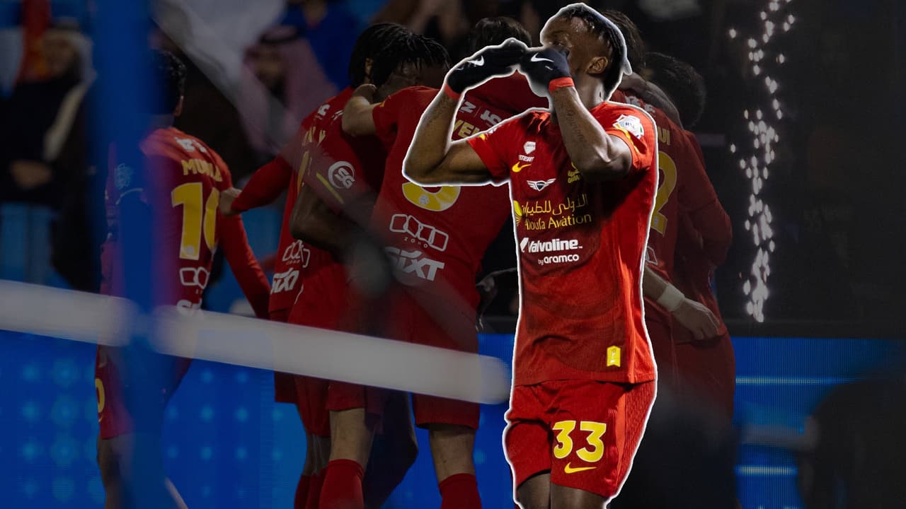 ¡Doblete de Julián Quiñones y gana la partida a Benzema!